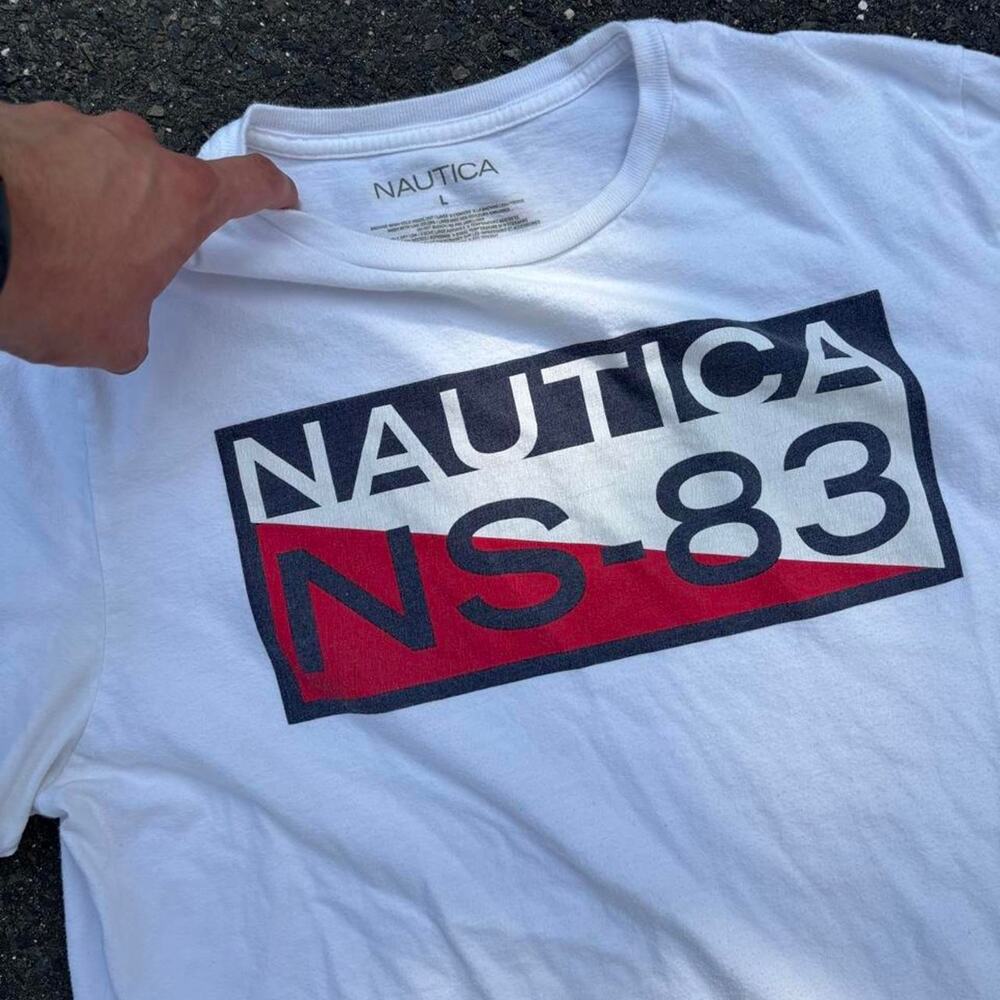 Nautica white graphic t shirt size